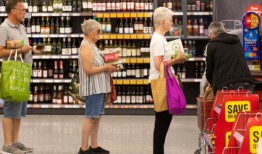 在上拉酒吧事件之后，我不再那么咄咄逼人了