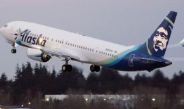 波音737-9 Max客机发生爆炸，联邦官员下令停飞