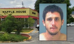 华夫饼屋经理拒绝男子吸烟后用扫帚袭击：警方