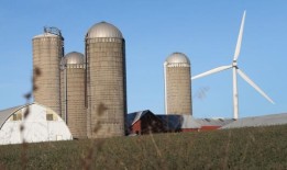 拜登将拨出73亿美元用于清洁农村电力