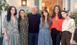 黛米·摩尔不得不“放手”布鲁斯·威利斯来应对痴呆症