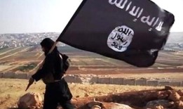 美国军队与伊拉克军队一起袭击伊斯兰国激进分子，造成15人死亡