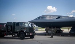 对于隐形轰炸机飞行员来说，这是对敏捷性的新考验