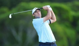 职业高尔夫的头奖：2023年，271名球员的奖金超过100万美元