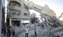 以色列加强了对加沙的打击，坦克开进拉法